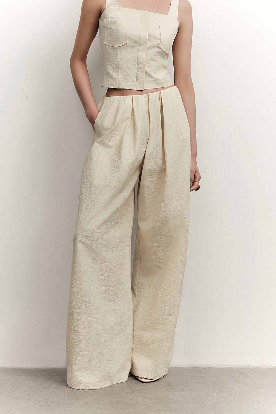 Brigite Waist-Gathered Flowy Pants - 2