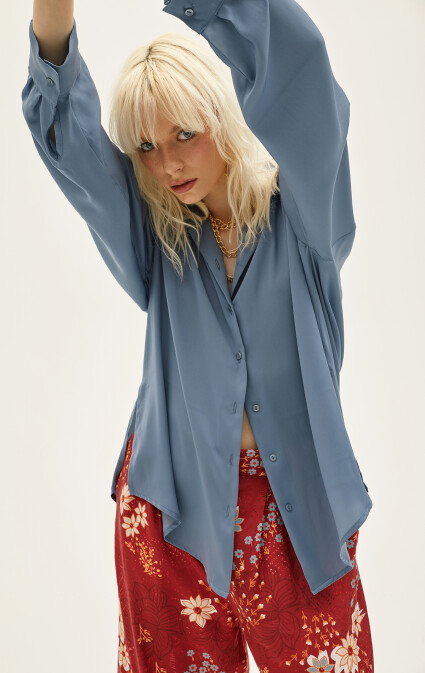 Cassandra Oversized Shirt - 3