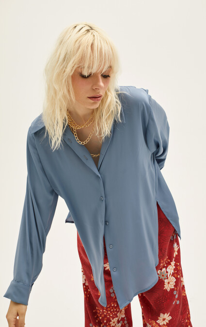 Cassandra Oversized Shirt - 4