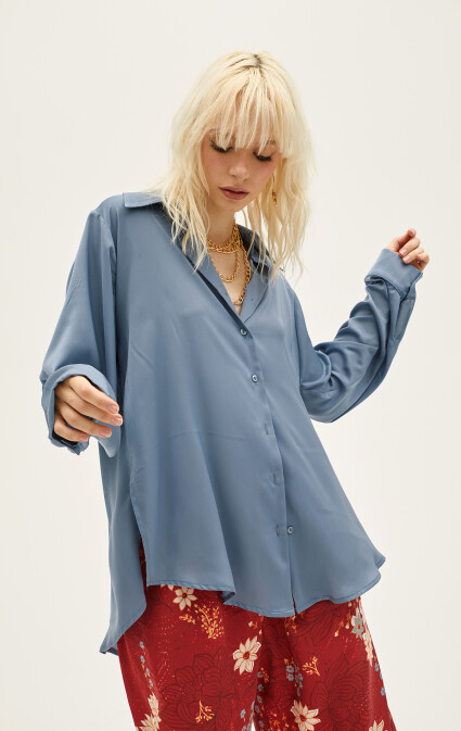 Cassandra Oversized Shirt - 1