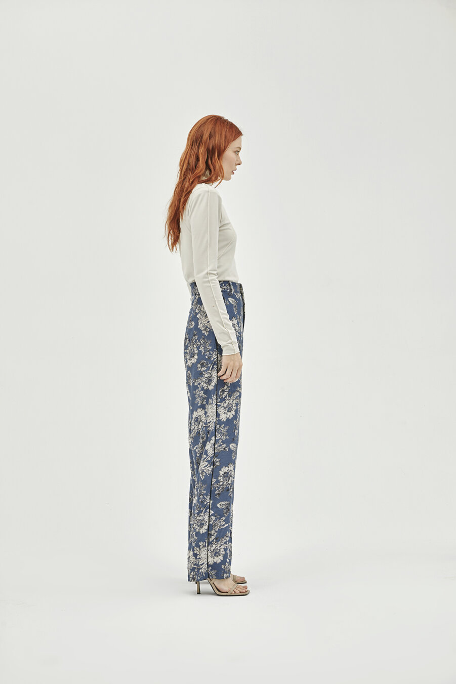 Jane Patterned Trousers - 6