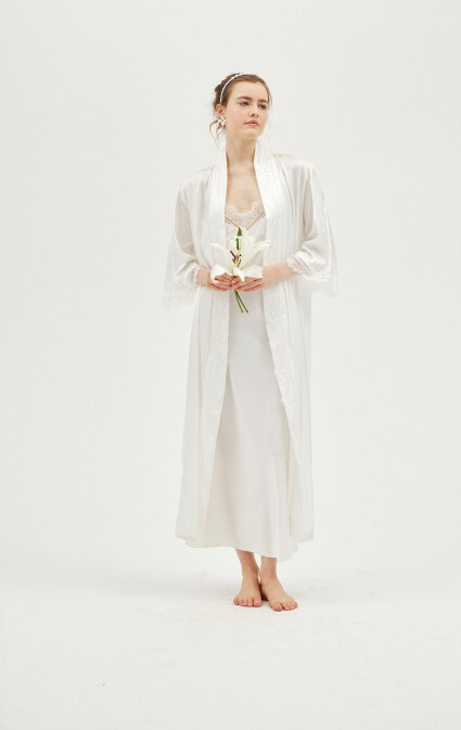 Jasmin Bride Capsule Dressing Gown - 3