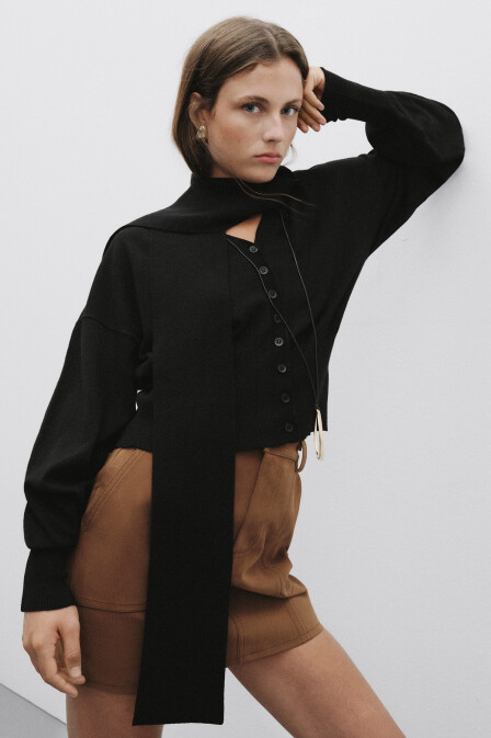 Knitted Scarf Cardigan Black - 2