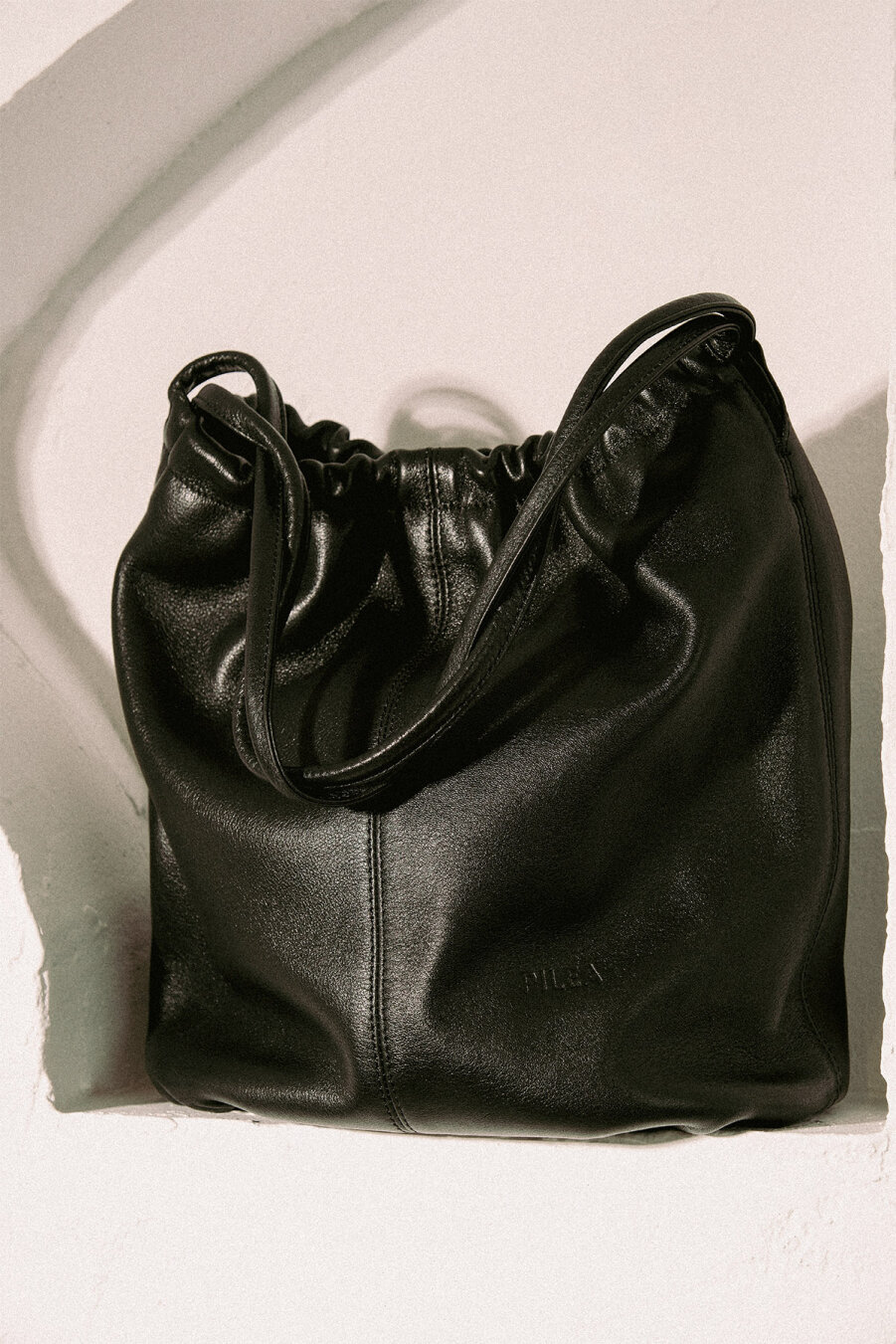 Leather Hola Bag Black - 1