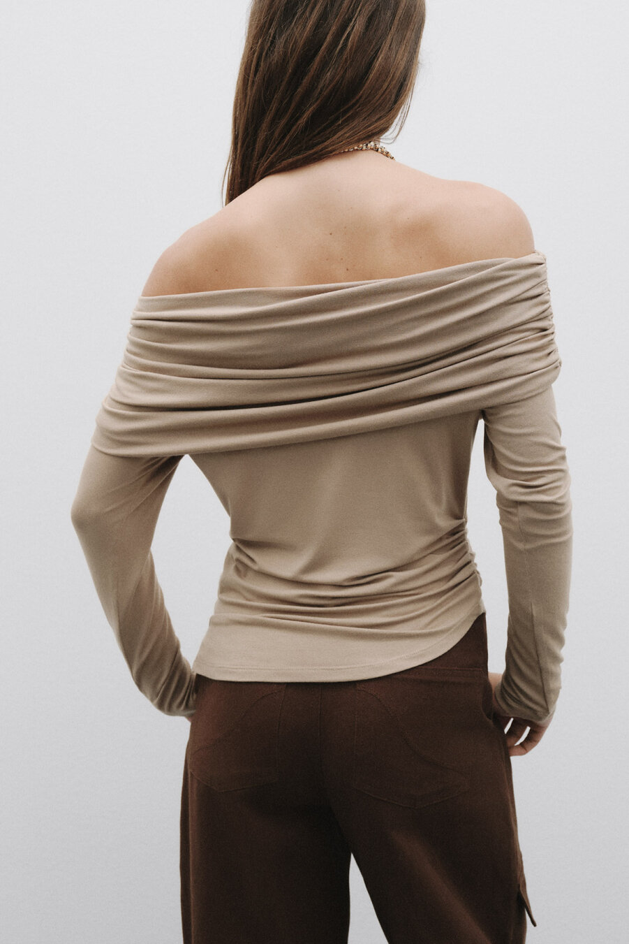 Off-Shoulder Asymmetrical Blouse - 5