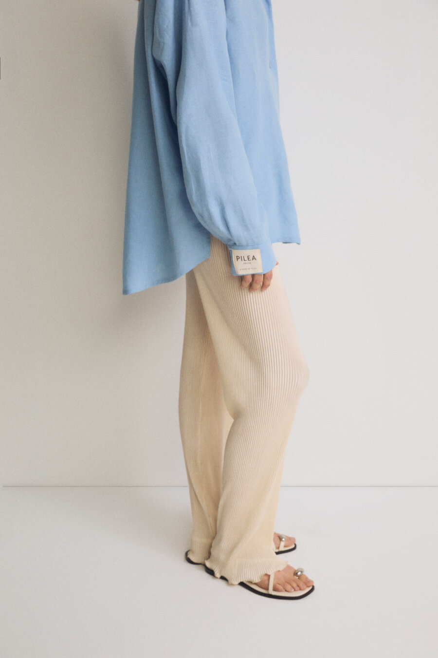 Oversize Blue Linen Shirt - 4