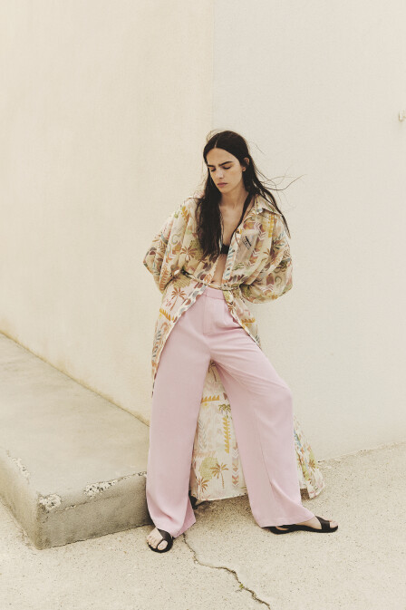 Pembe Çizgili Dökümlü Pantolon - 1