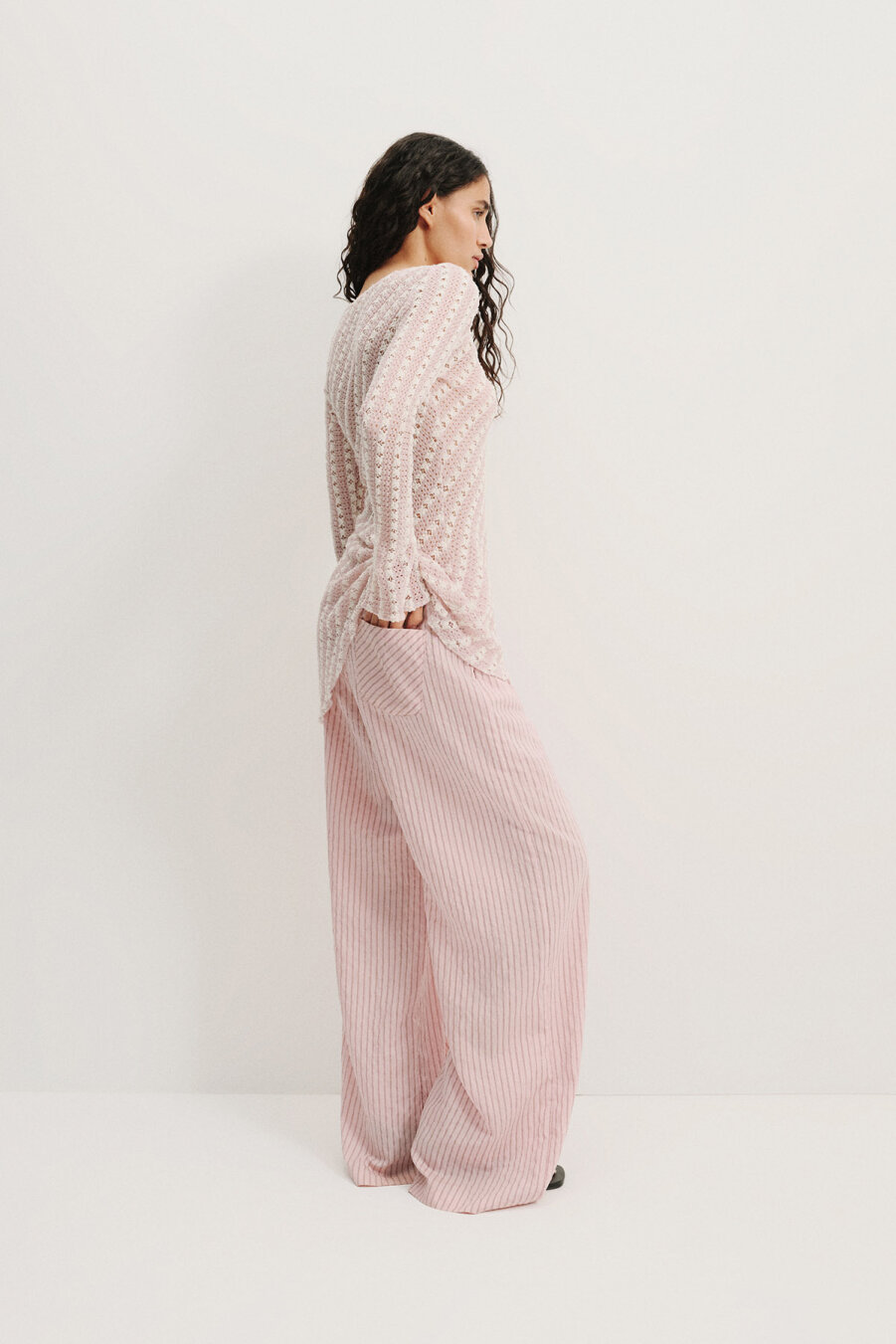 Pembe Çizgili Dökümlü Pantolon - 6